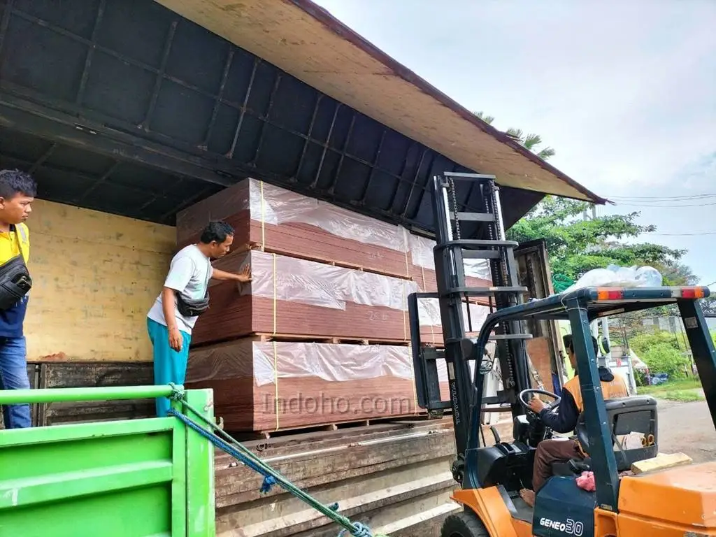 Jual Triplek Phenolic di Bekasi