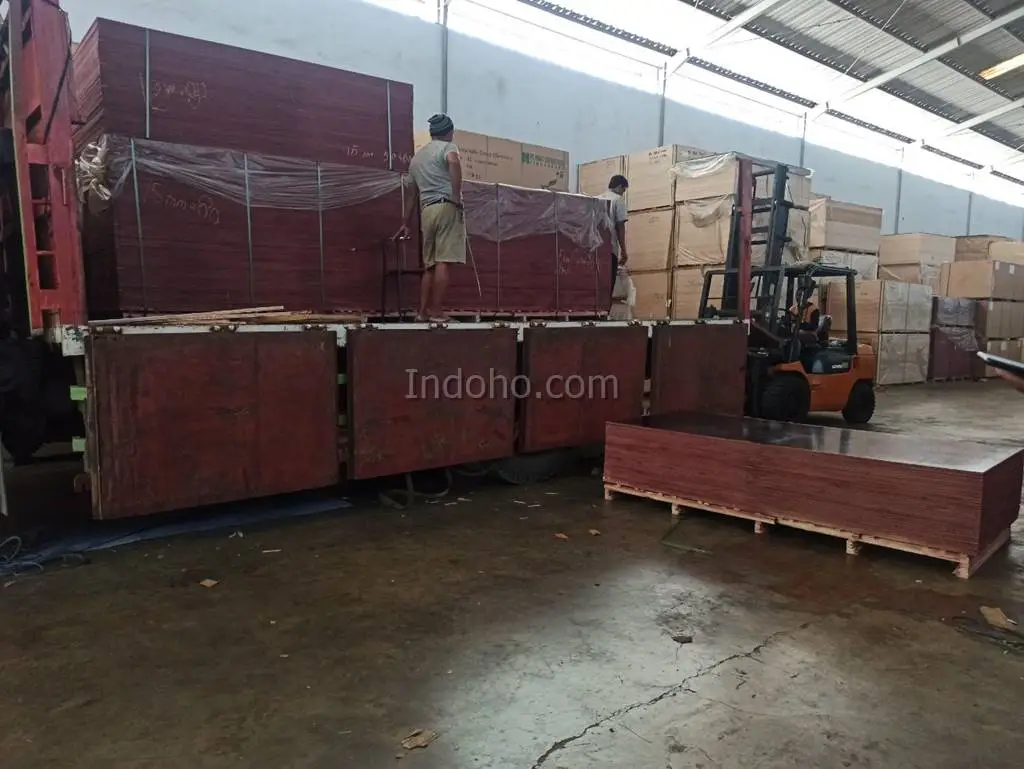 Supplier Plywood Phenolic di Palembang